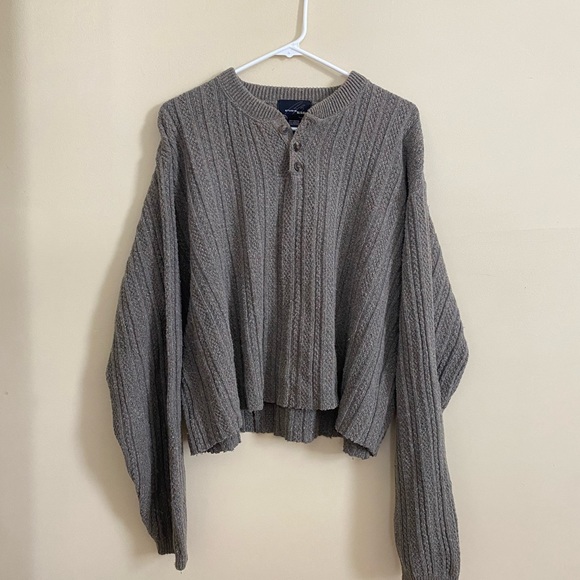 Sweaters - knit cropped sweater